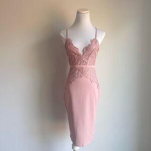 NWOT Iris Dusty Rose Lace Spaghetti Straps Bodycon Dress